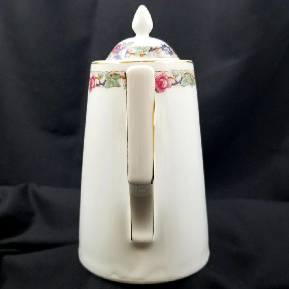 VINTAGE VICTORIA AUSTRIA PORCELAIN TEAPOT HAND PAINTED GOLD TRIM